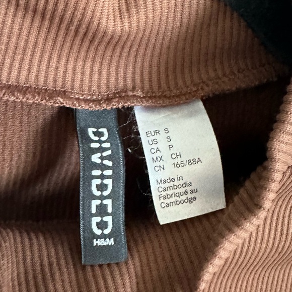 Long sleeve crop top - Picture 3 of 3